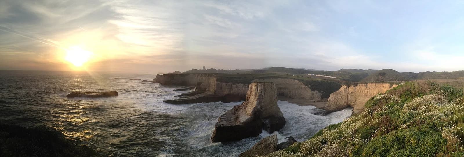 The Pacific coast at Santa Cruz; representative setting, not a photograph of the named golf course