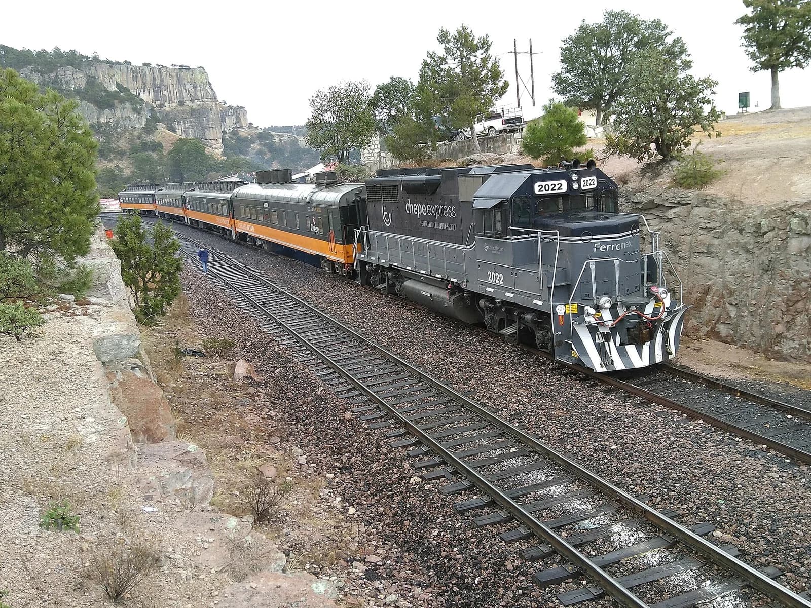 El Chepe train standing beside the platform at Divisadero in Mexico